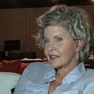 Meet your Posher, Debbie